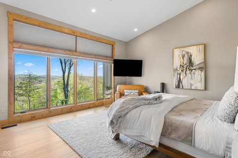Photo of 488 Town Hill Road E, Nashville, IN