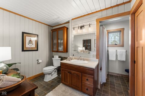 Photo of 488 Town Hill Road E, Nashville, IN