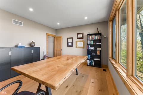 Photo of 488 Town Hill Road E, Nashville, IN