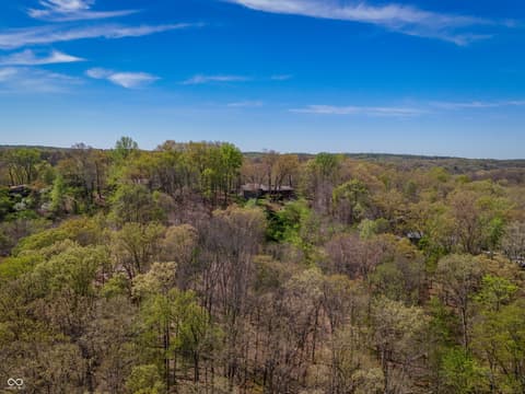 Photo of 488 Town Hill Road E, Nashville, IN