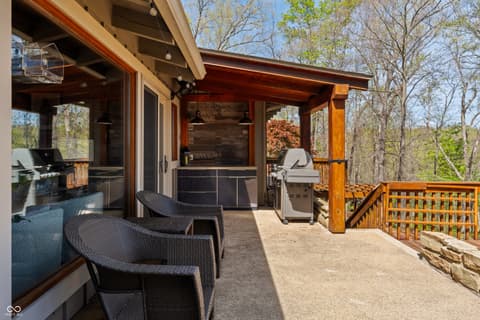 Photo of 488 Town Hill Road E, Nashville, IN