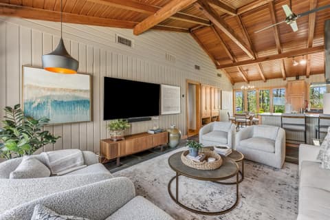 Photo of 488 Town Hill Road E, Nashville, IN