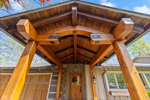 Photo of 488 Town Hill Road E, Nashville, IN