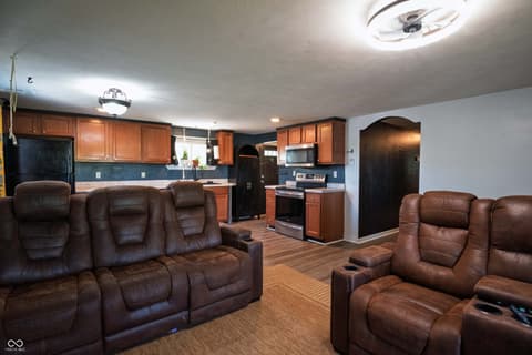 Photo of 560 S County Road 700 W, North Vernon, IN