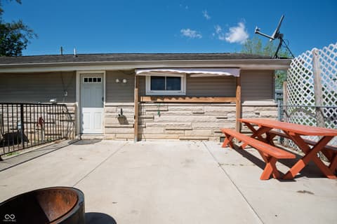 Photo of 560 S County Road 700 W, North Vernon, IN