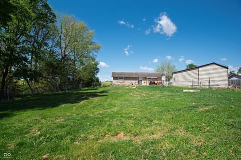 Photo of 560 S County Road 700 W, North Vernon, IN