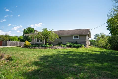 Photo of 560 S County Road 700 W, North Vernon, IN