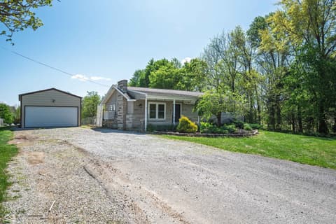 Photo of 560 S County Road 700 W, North Vernon, IN