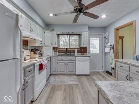 Photo of 3260 E 150 S, Franklin, IN