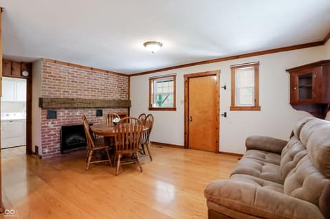Photo of 8644 S Addison Avenue, Knightstown, IN