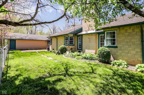 Photo of 8644 S Addison Avenue, Knightstown, IN