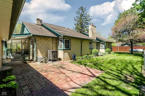 Photo of 8644 S Addison Avenue, Knightstown, IN