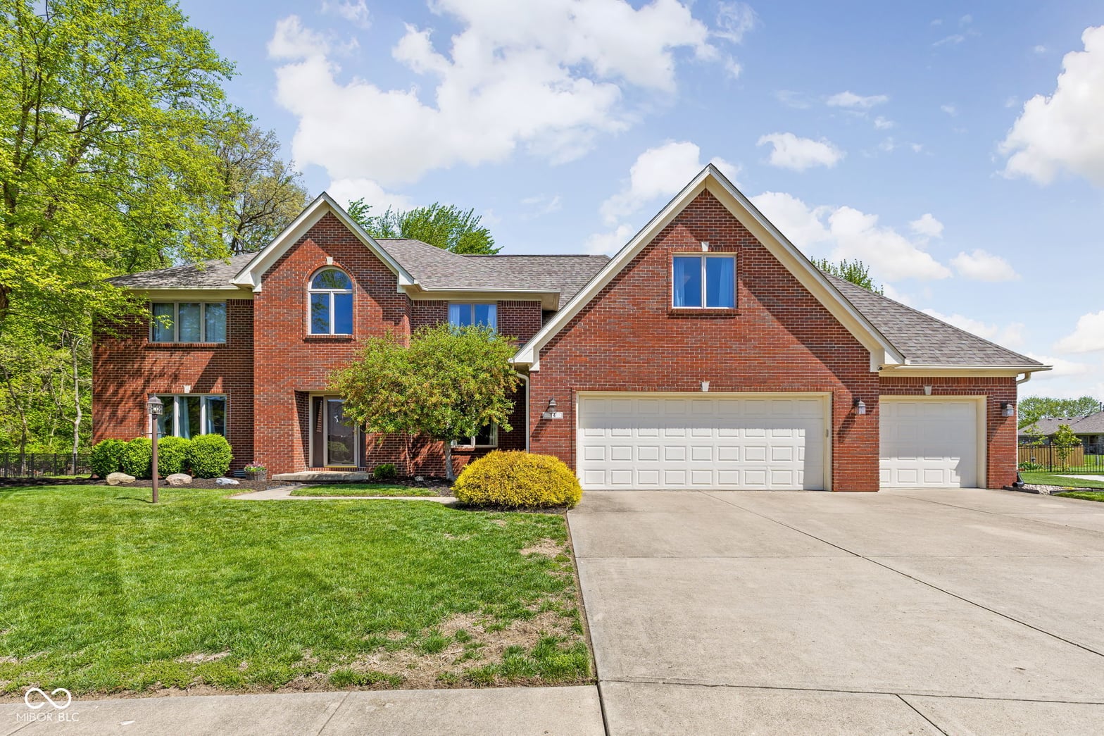Front exterior at 14 Trotters Run, Brownsburg, IN