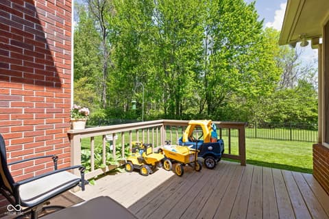 Outdoor living area at 14 Trotters Run, Brownsburg, IN