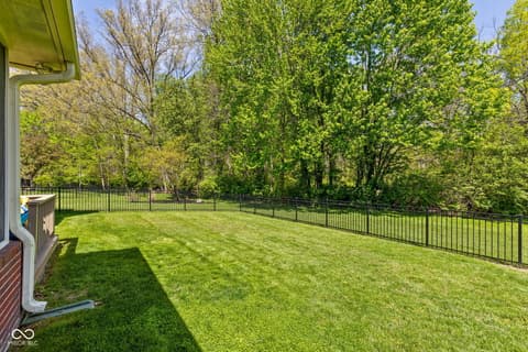 Yard at 14 Trotters Run, Brownsburg, IN