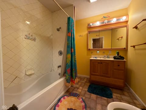 Photo of 4115 E Olive Branch Road, Bloomfield, IN
