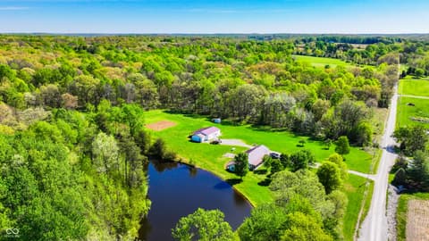 Photo of 4115 E Olive Branch Road, Bloomfield, IN