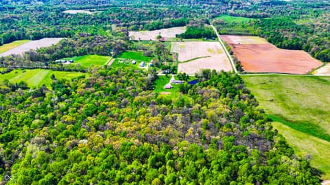 Photo of 4115 E Olive Branch Road, Bloomfield, IN