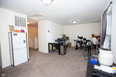 Photo of 1033 Balto Drive, Shelbyville, IN