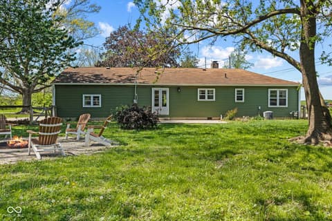 Photo of 2363 S County Road 1050 E, Indianapolis, IN