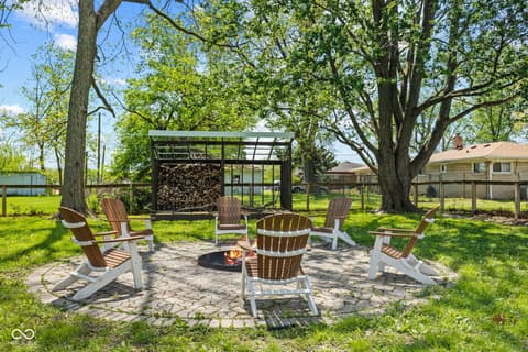 Photo of 2363 S County Road 1050 E, Indianapolis, IN
