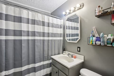Primary bathroom at 1023 Avalon Lane, Chesterfield, IN