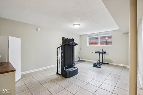 Bonus room at 1023 Avalon Lane, Chesterfield, IN