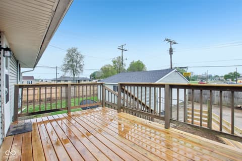 Outdoor living area at 1023 Avalon Lane, Chesterfield, IN