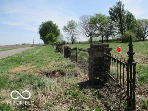 Photo of 7773 E County Road 350 S, Frankfort, IN