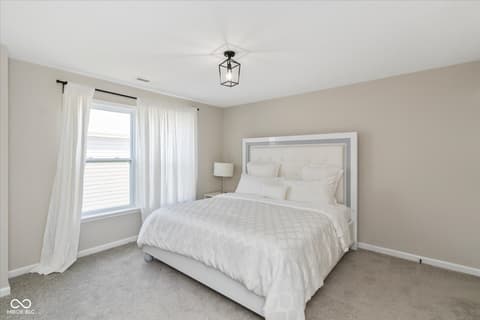 Photo of 7228 Lockford Walk N, Avon, IN