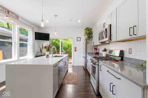 Photo of 5734 Indianola Avenue, Indianapolis, IN