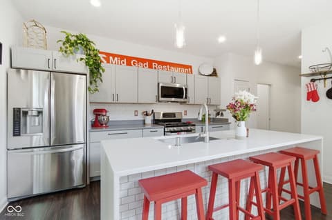 Photo of 5734 Indianola Avenue, Indianapolis, IN