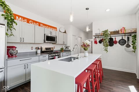 Photo of 5734 Indianola Avenue, Indianapolis, IN