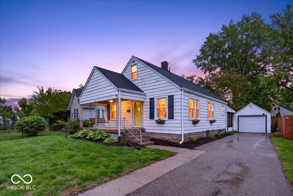 Photo of 1839 Ellen Drive, Speedway, IN