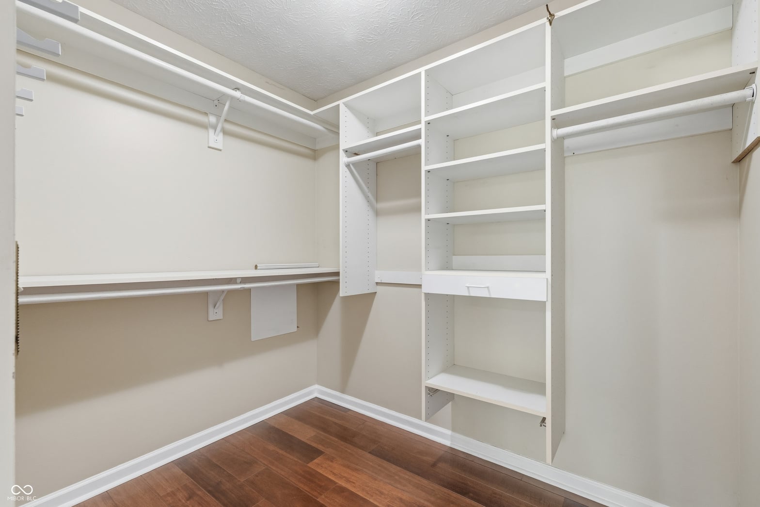 Walk In Closets