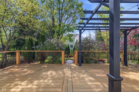 Outdoor living area at 12862 Clifford Circle, Carmel, IN