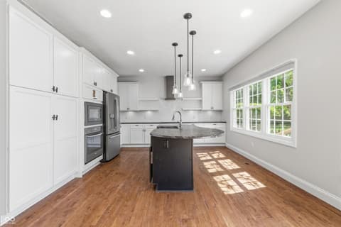 Kitchen at 12862 Clifford Circle, Carmel, IN