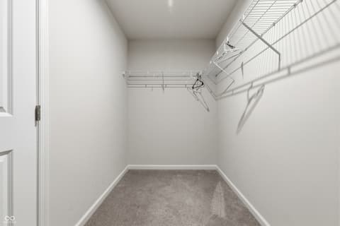Walk In Closets — 327 Campus Lane, Greenwood, IN