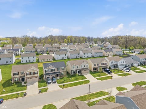 Aerial view at 327 Campus Lane, Greenwood, IN