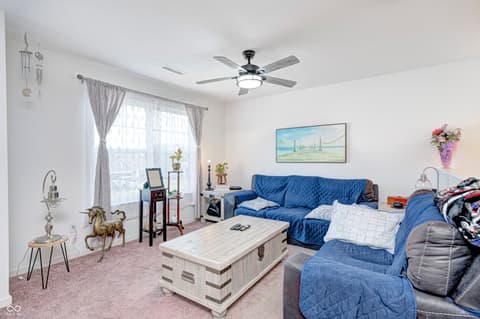 Photo of 1794 N Clearwater Drive, Greenfield, IN