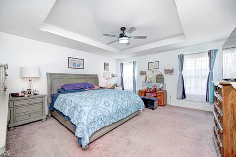 Photo of 1794 N Clearwater Drive, Greenfield, IN
