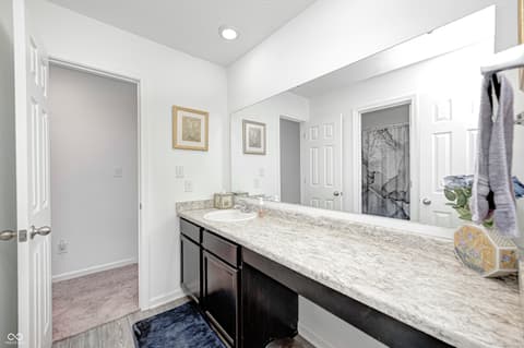 Photo of 1794 N Clearwater Drive, Greenfield, IN