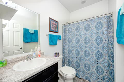 Photo of 1794 N Clearwater Drive, Greenfield, IN