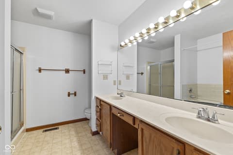 Photo of 3810 Briar Hill Way, Columbus, IN