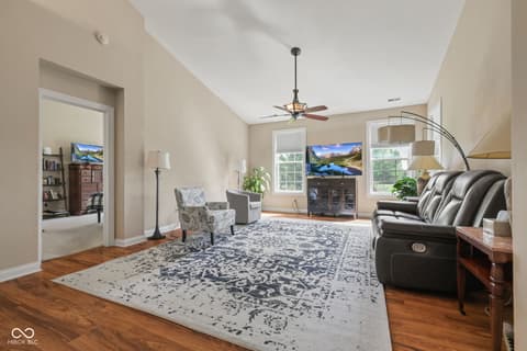 Photo of 9317 Woodslake Drive, Indianapolis, IN