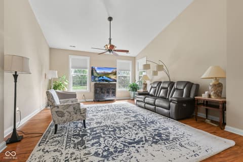 Photo of 9317 Woodslake Drive, Indianapolis, IN