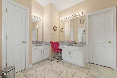 Photo of 9317 Woodslake Drive, Indianapolis, IN