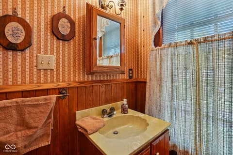 Bathroom at 1515 Chester Boulevard, Richmond, IN