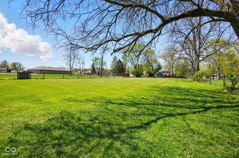 Yard at 1515 Chester Boulevard, Richmond, IN
