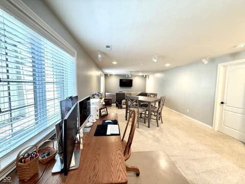 Photo of 2868 Bloomsbury S, Greenwood, IN